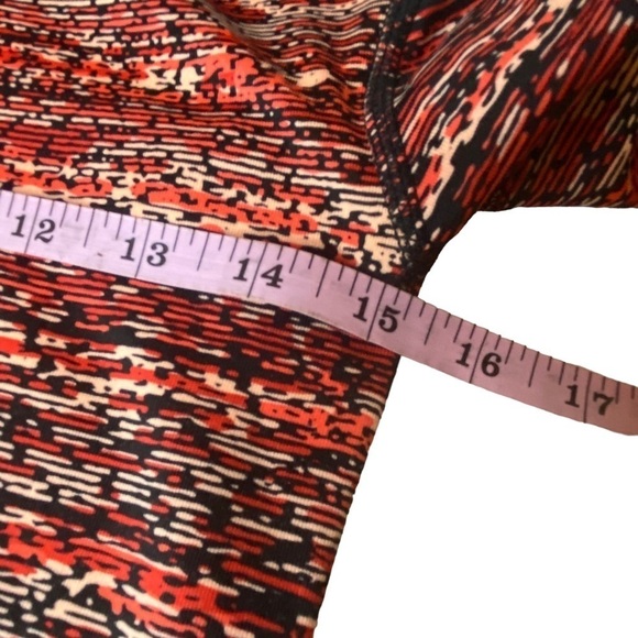 Nike Pro Dri-fit Women’s full Zip Running Jacket Top Small black red orange - Picture 6 of 8